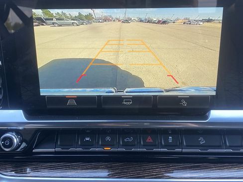 New 2026 GMC Sierra 1500 SLE image 25