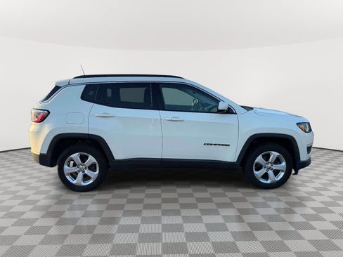 Used 2018 Jeep Compass Latitude w/ Popular Equipment Group AWD/4WD image 8