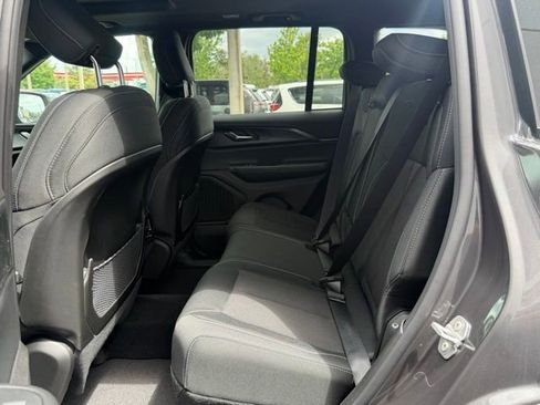 New 2026 Jeep Grand Cherokee Laredo image 23