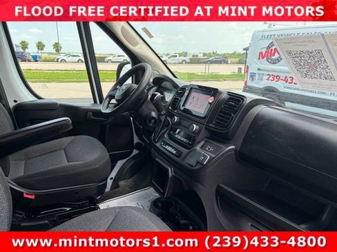 Used 2023 RAM ProMaster 2500 FWD image 17