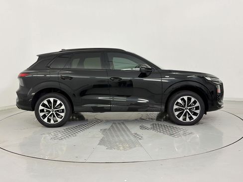 New 2026 Audi Q3 quattro 2.0T AWD/4WD image 8