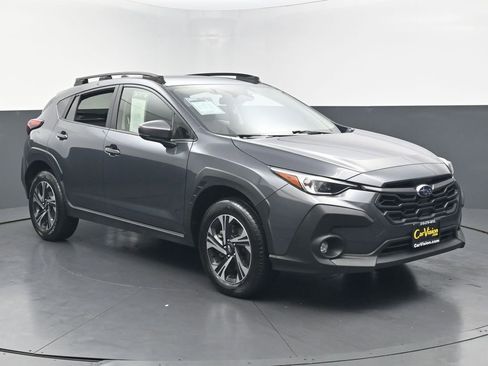Used 2024 Subaru Crosstrek 2.0i Premium AWD/4WD image 3