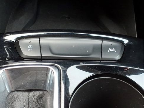 Used 2025 Chevrolet Trax ACTIV w/ Sunroof Package FWD image 23