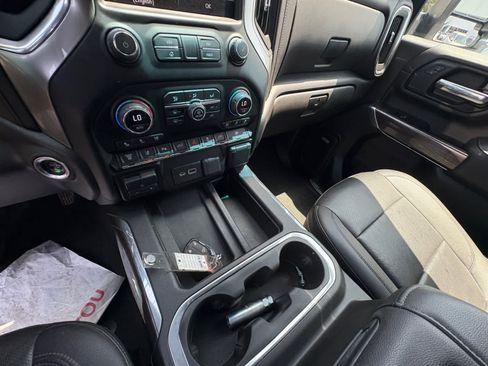 Used 2022 Chevrolet Silverado 3500 LTZ w/ LTZ Plus Package AWD/4WD image 32