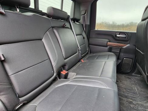 Used 2021 GMC Sierra 2500 SLT w/ SLT Preferred Package image 34