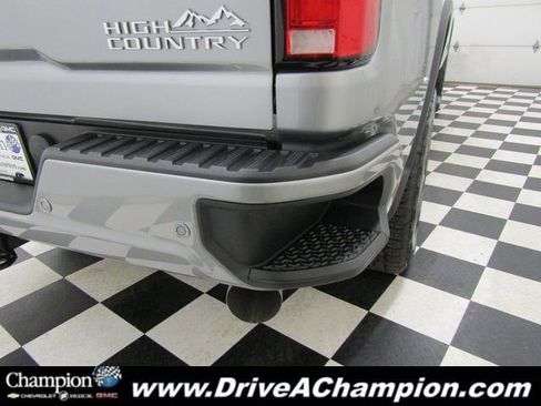 Certified 2025 Chevrolet Silverado 2500 High Country w/ High Country Premium Package image 18