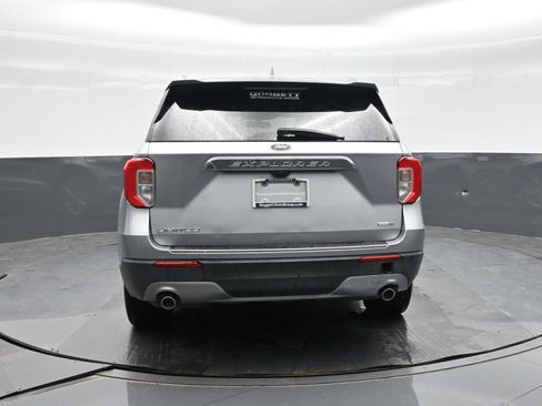 Used 2020 Ford Explorer Limited AWD/4WD image 4