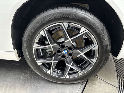 Used 2025 BMW X3 xDrive30i w/ Premium Package image 27