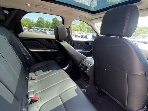 Used 2019 Jaguar F-PACE AWD/4WD image 19