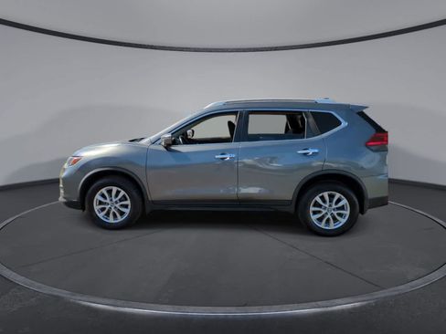 Used 2017 Nissan Rogue SV w/ SV Premium Package AWD/4WD image 5