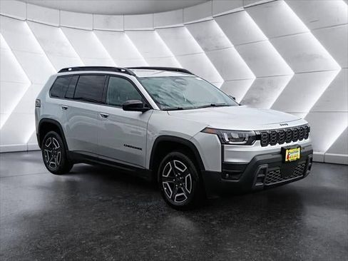 New 2026 Jeep Cherokee Laredo AWD/4WD image 24
