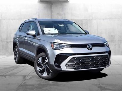New 2025 Volkswagen Taos SE