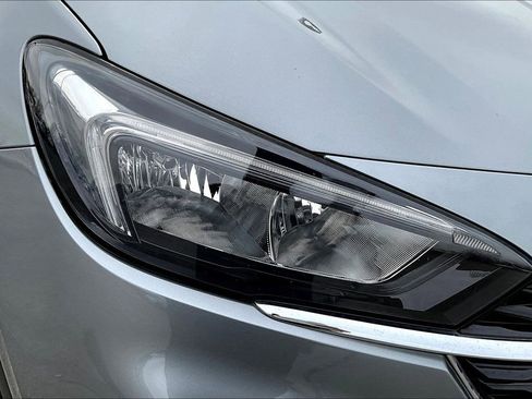 Used 2023 Buick Encore GX Preferred w/ Cold Weather Comfort Package image 34