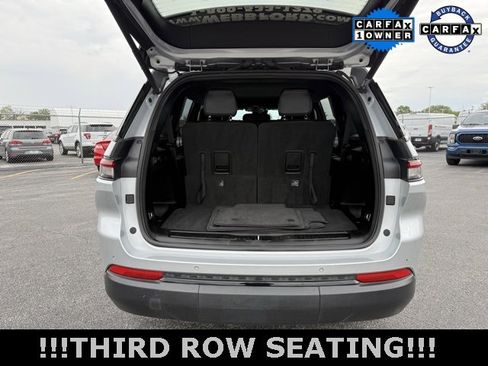 Used 2024 Jeep Grand Cherokee L Laredo image 8