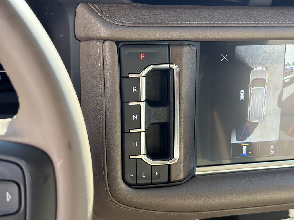 Used 2023 GMC Yukon XL Denali w/ LPO, Floor Liner Package AWD/4WD image 15