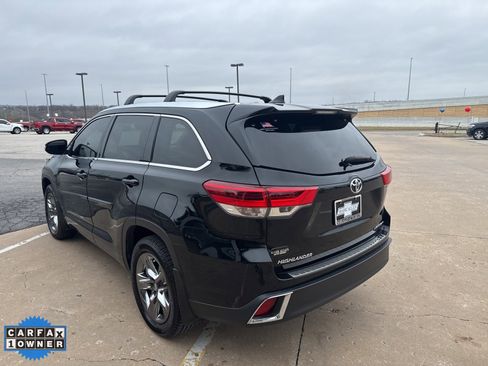 Used 2019 Toyota Highlander Limited Platinum w/ Protection Package #3 image 5