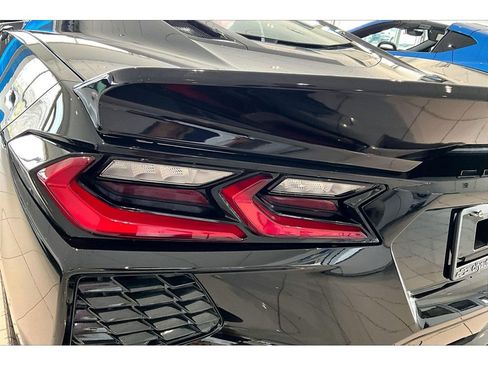 Used 2023 Chevrolet Corvette Stingray Preferred Cpe w/ 2LT RWD image 27