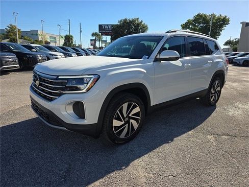 New 2026 Volkswagen Atlas SE image 9
