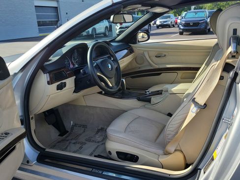 Used 2008 BMW 335i Convertible RWD image 15