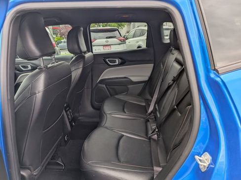 Used 2024 Jeep Compass Limited AWD/4WD image 14