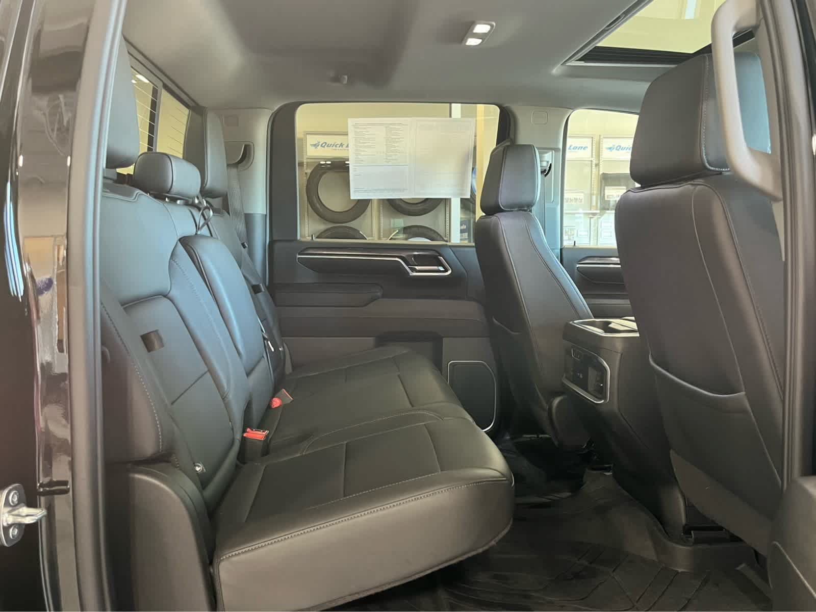 Used 2024 Chevrolet Silverado 2500 LTZ w/ LTZ Plus Package AWD/4WD image 30