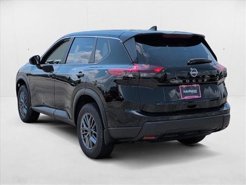 New 2026 Nissan Rogue S image 8