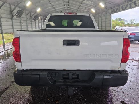 Used 2018 Toyota Tundra SR image 5