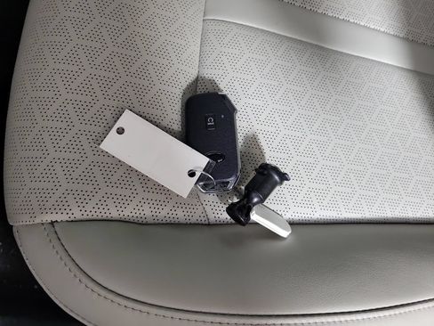 Used 2021 Kia Sorento S FWD image 27