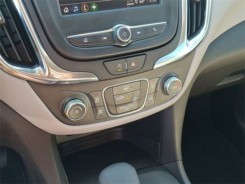 Used 2024 Chevrolet Equinox LS w/ Midnight Edition image 15