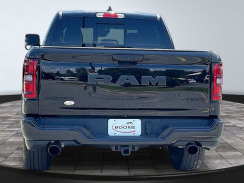 Used 2025 RAM 1500 Big Horn AWD/4WD image 4