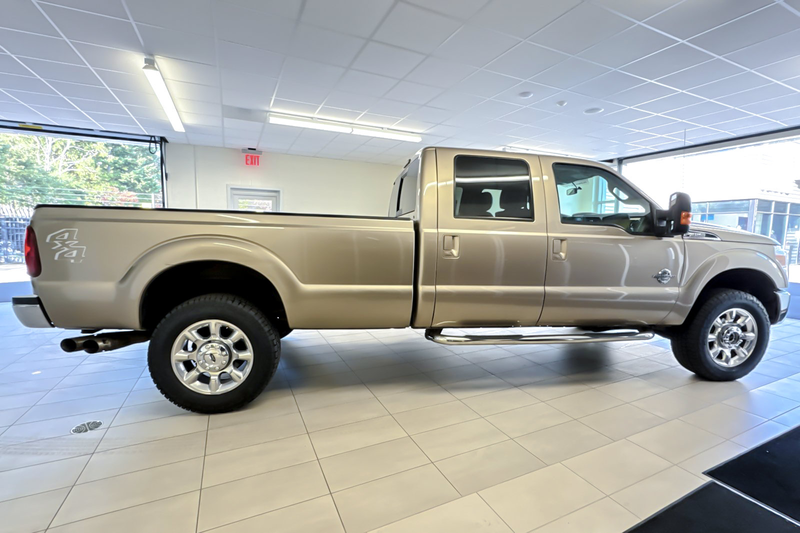 Used 2014 Ford F350 Lariat w/ Lariat Ultimate Package AWD/4WD image 3