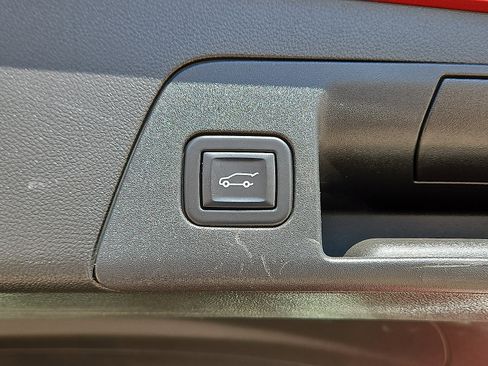 Used 2023 Buick Envision Preferred image 7