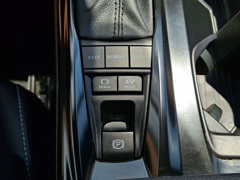 Used 2026 Toyota Camry SE FWD image 24