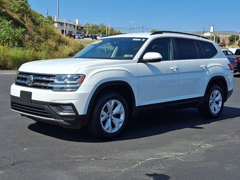Used 2020 Volkswagen Atlas SE w/ Towing Package image 3