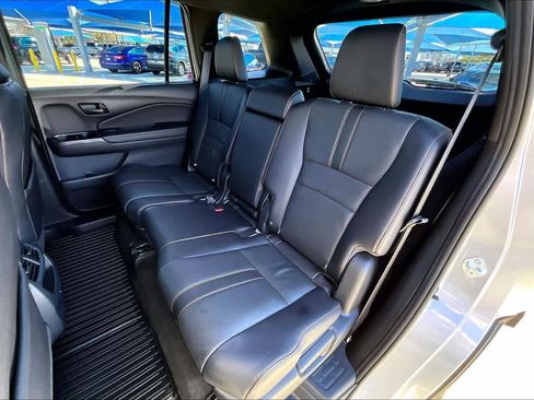 Used 2023 Honda Passport TrailSport image 21