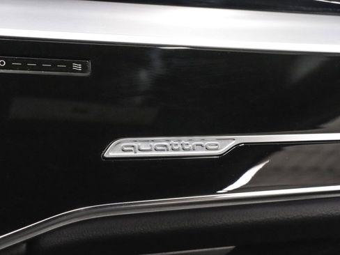 Used 2024 Audi S8 image 43