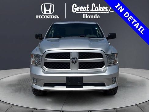 Used 2018 RAM 1500 Express w/ Express Value Package AWD/4WD image 8