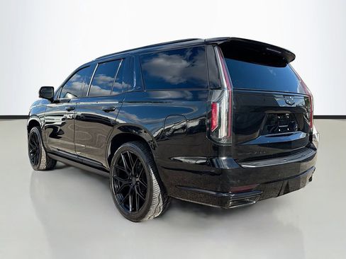 Used 2021 Cadillac Escalade Sport w/ Driver Assist Tech Package image 5