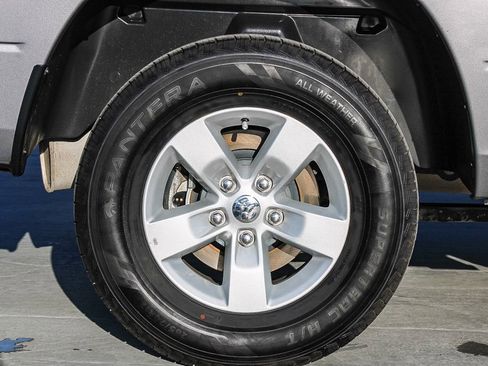 Used 2024 RAM 1500 Classic SLT image 10