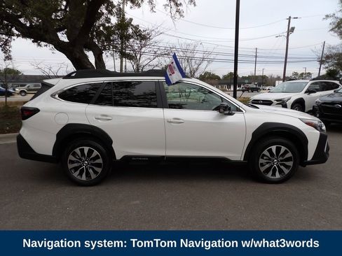 Used 2025 Subaru Outback Limited image 4