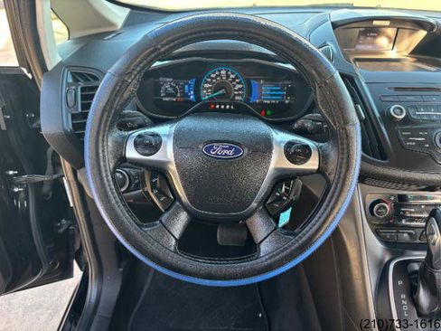 Used 2017 Ford C-MAX SE w/ Cold Weather Package image 19