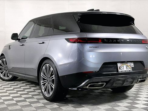 Used 2023 Land Rover Range Rover Sport SE image 13