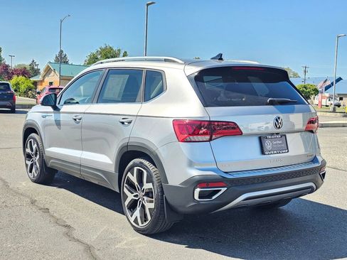 Certified 2023 Volkswagen Taos SEL AWD/4WD image 4