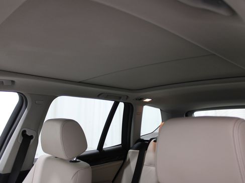 Used 2016 BMW X3 sDrive28i image 23