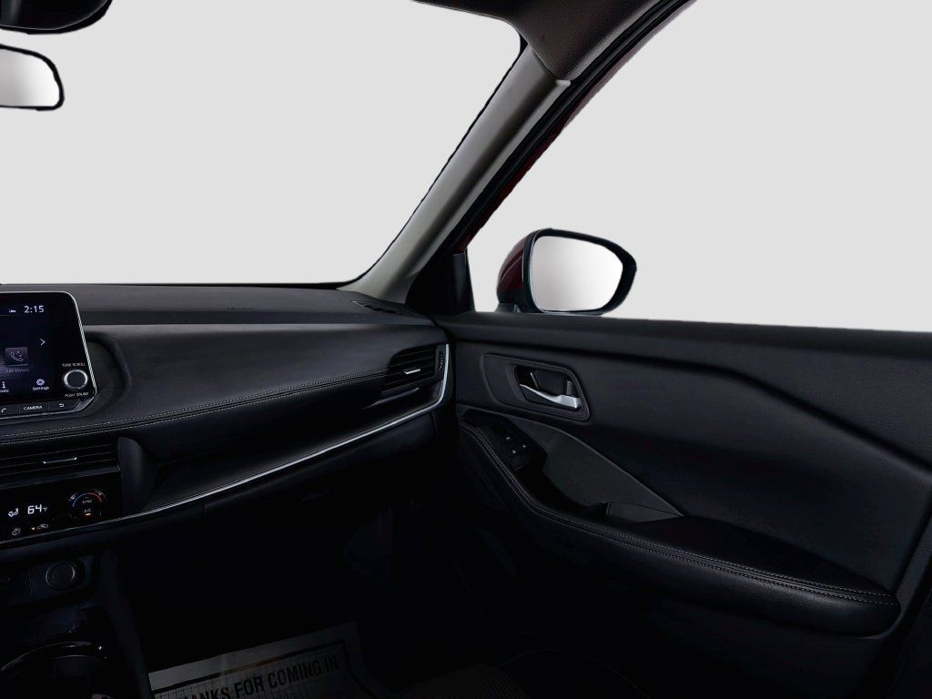 Used 2025 Nissan Rogue SV AWD/4WD image 23