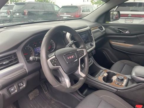 Used 2023 GMC Acadia SLE w/ Driver Convenience Package AWD/4WD image 10