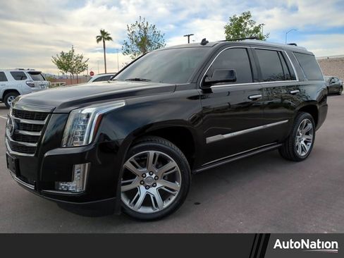 Used 2015 Cadillac Escalade Premium image 1