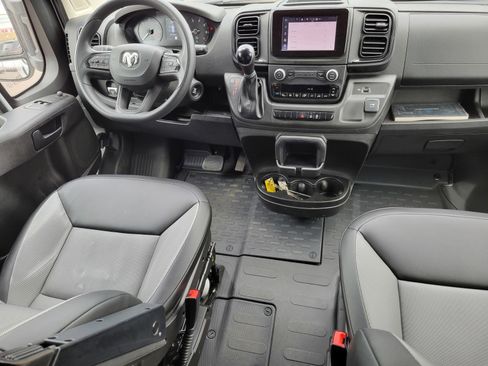 New 2024 RAM ProMaster 3500 w/ Cold Weather Group image 32