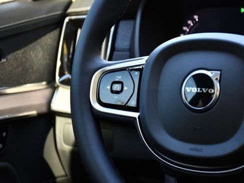 New 2026 Volvo XC90 B6 Plus w/ Protection Package Premier AWD/4WD image 21