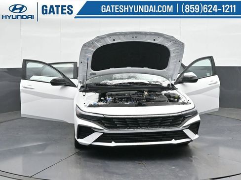 New 2025 Hyundai Elantra Sport image 58